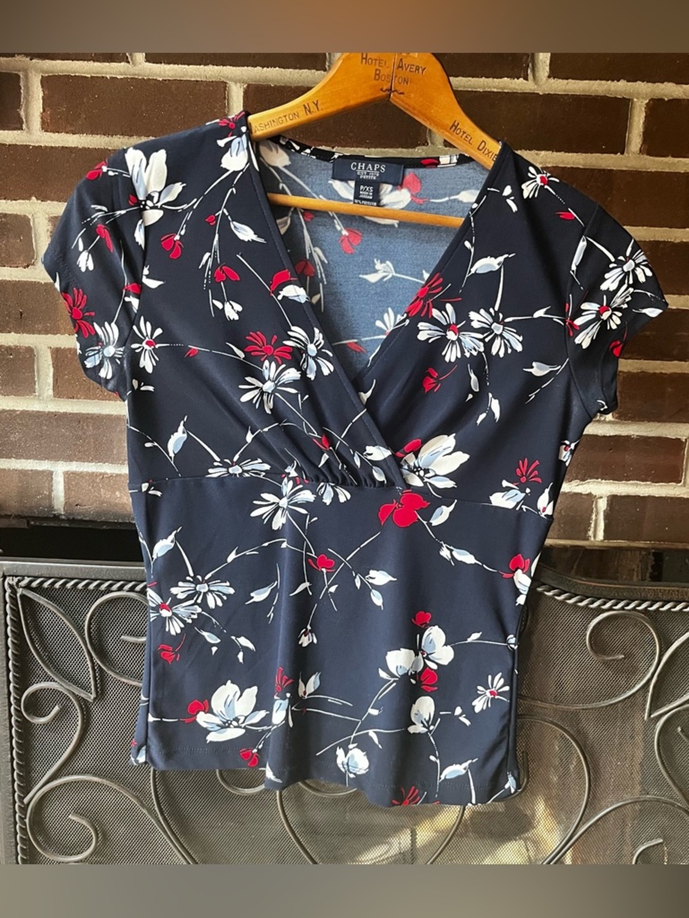 Chaps petites cap-sleeve top